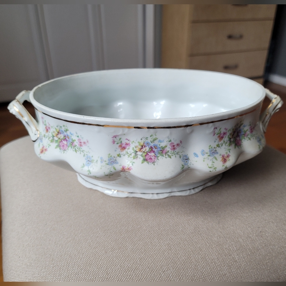 CARLSBAD Vintage Floral Porcelain China Salad Dish w. No Lid